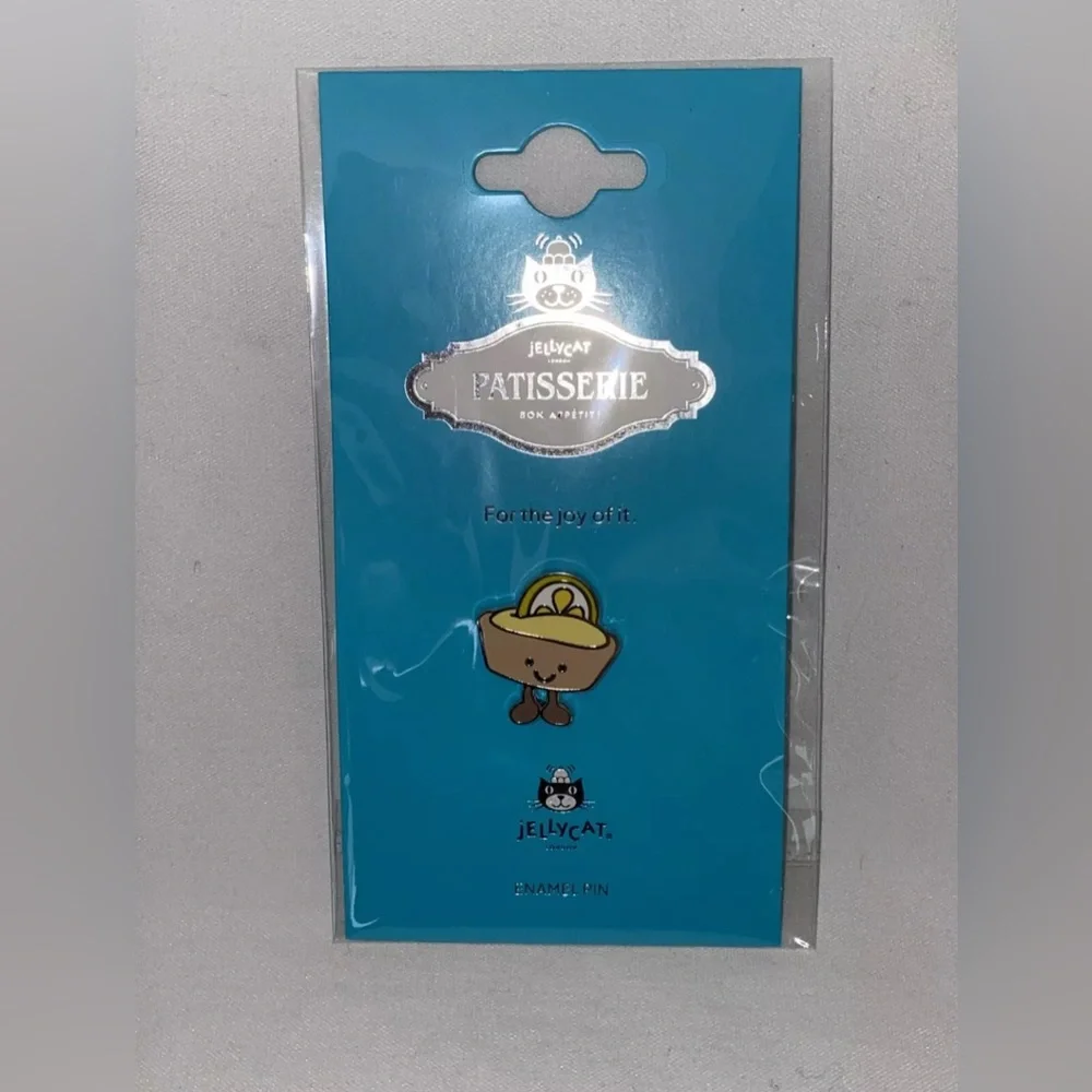 Jellycat COLLETTE TARTE AUX CITRON PARIS EXCLUSIVE Bag Pin Stickers NEW! - Picture 9 of 13